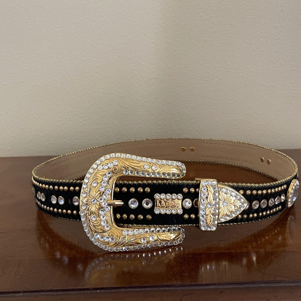 B B Simon Womens belt